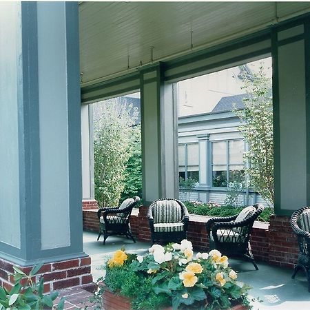 Roycroft Inn East Aurora Exteriér fotografie
